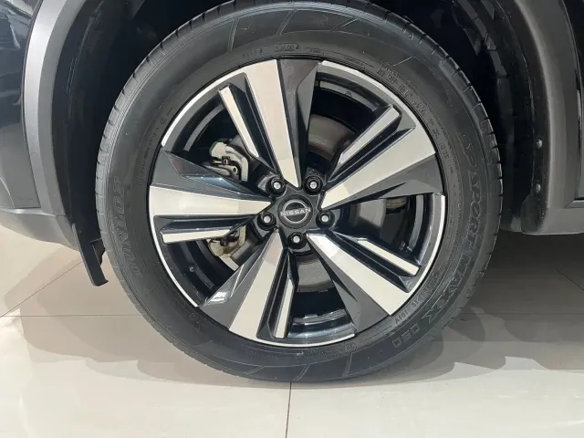 Nissan X-Trail — Фото автомобиля 15