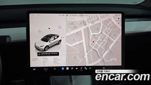 Tesla Model Y — Фото автомобиля 18