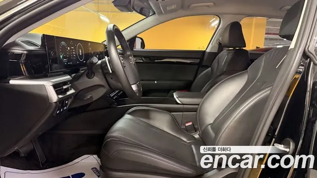 Hyundai Grandeur GN7 — Фото автомобиля 10
