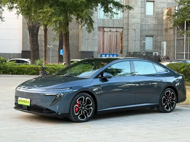 Фотография автомобиля — Nissan N7