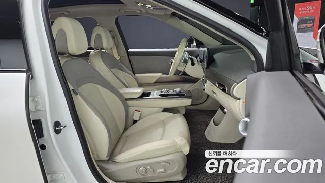 Genesis GV60 — Фото автомобиля 26