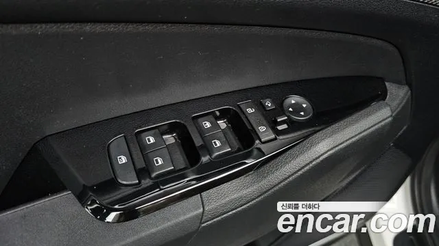 Kia Sportage Sportage 5-е поколение Бензин 1.6 турбо 2WD — Фото автомобиля 17