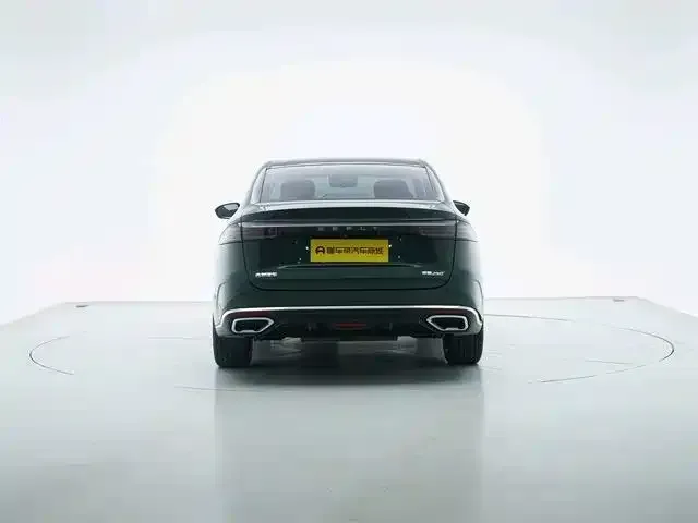 Geely Emgrand — Фото автомобиля 3