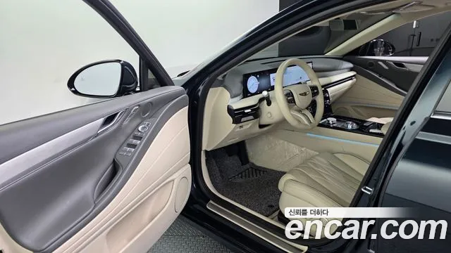 Genesis G80 Бензин 2.5 турбо AWD — Фото автомобиля 9