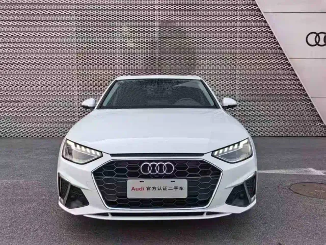 Audi A4L — Фото автомобиля 4