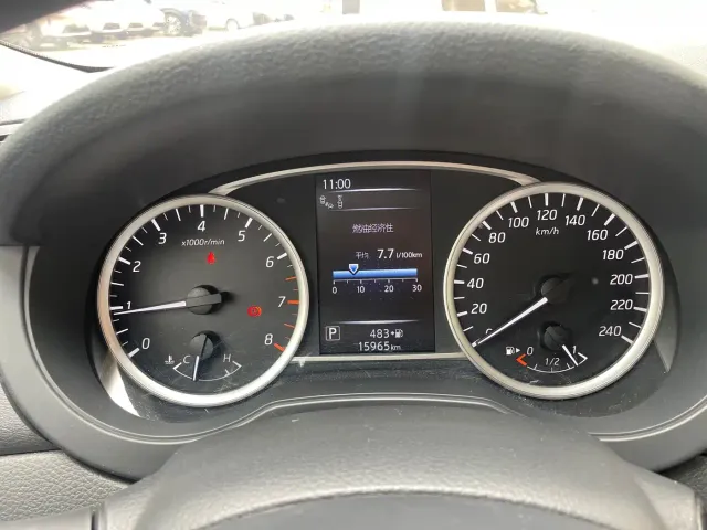 Nissan Tiida — Фото автомобиля 11