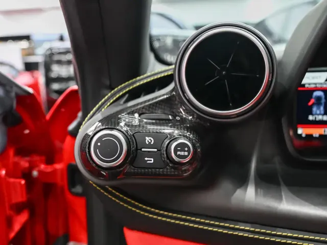 Ferrari F8 — Фото автомобиля 18