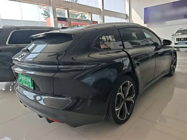 Nio ET5 Touring — Фото автомобиля 6