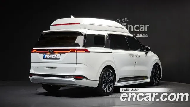 Kia Canival Carnival 4 поколение 9 мест Hi-Limousine — Фото автомобиля 2