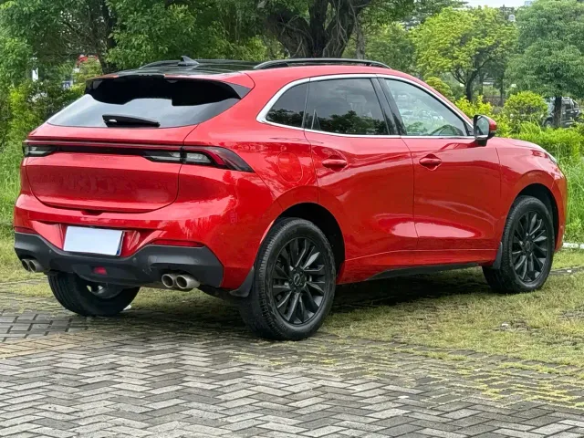 Forthing T5 Evo — Фото автомобиля 10