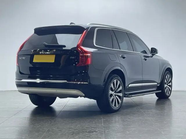 Volvo XC90 — Фото автомобиля 4