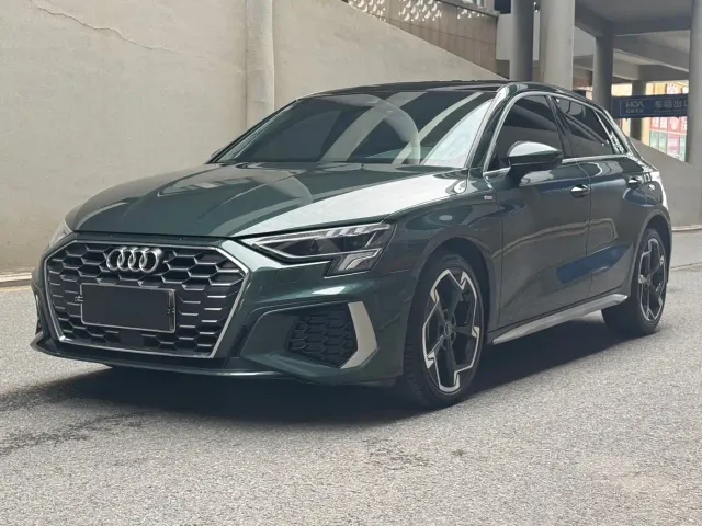 Фотография автомобиля — Audi A3
