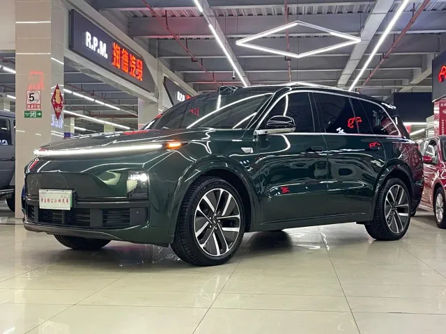 Фотография автомобиля — Li Auto L9