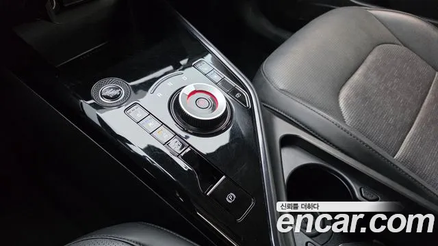 Kia Niro The All New — Фото автомобиля 12