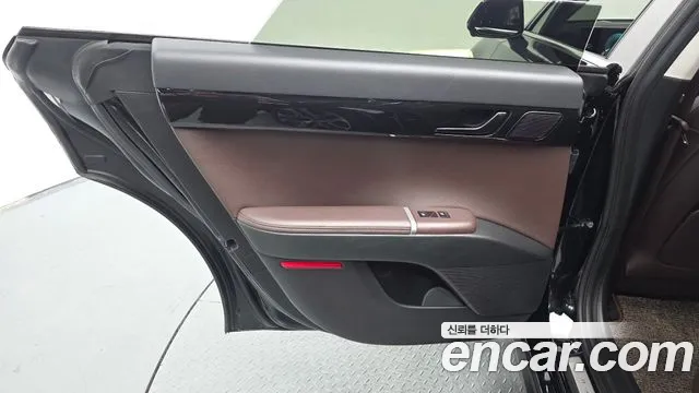 Hyundai Grandeur — Фото автомобиля 24