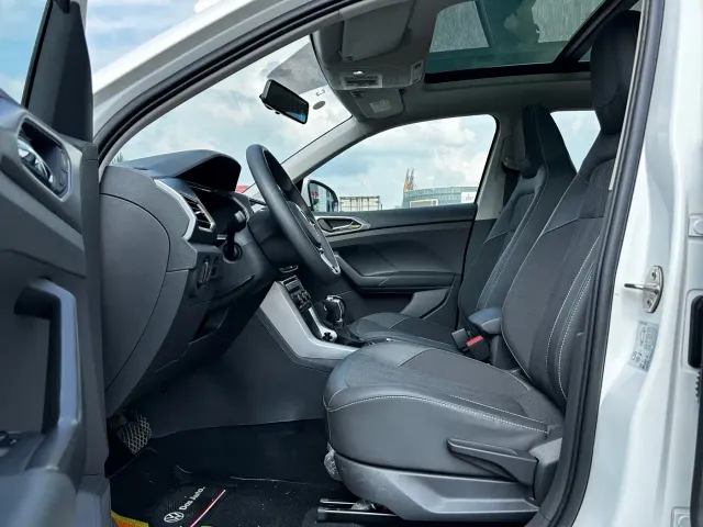 Volkswagen T-Cross — Фото автомобиля 10