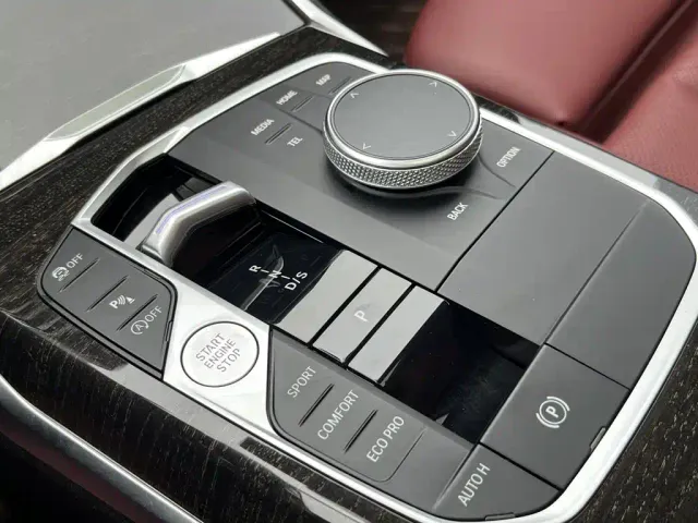 BMW 3 Series — Фото автомобиля 13