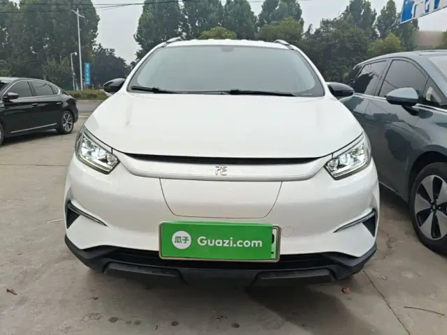 BYD Yuan Pro — Фото автомобиля 2