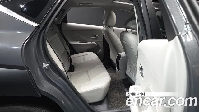 Hyundai Kona SX2 — Фото автомобиля 12