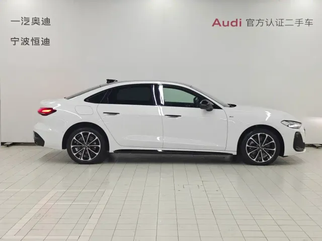 Audi A5L — Фото автомобиля 3