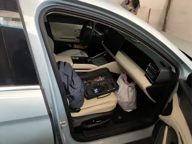 BYD Qin L — Фото автомобиля 5