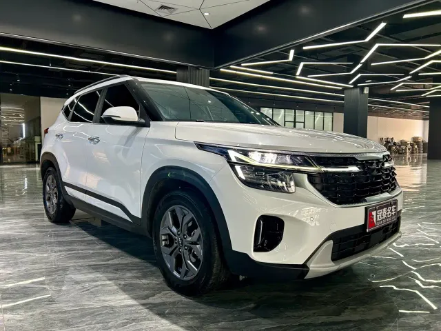 Kia Seltos — Фото автомобиля 3