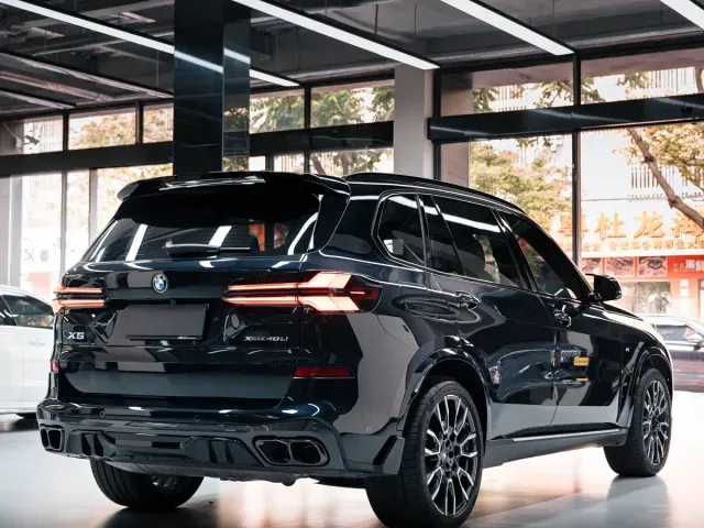 BMW X5 — Фото автомобиля 3