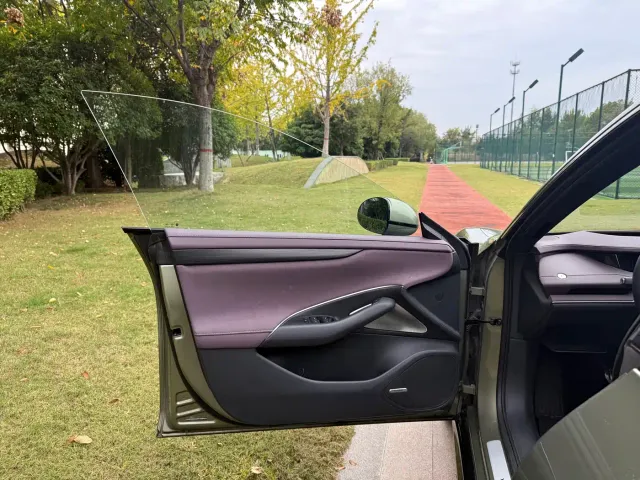 Xiaomi SU7 — Фото автомобиля 4