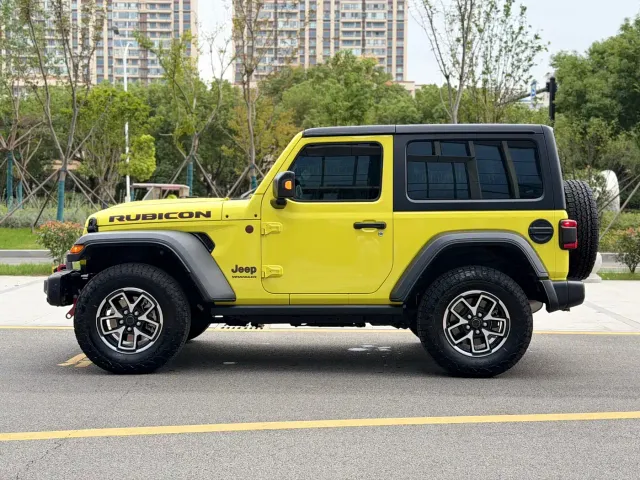 Jeep Wrangler — Фото автомобиля 5