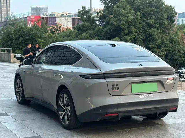 Nio ET5 — Фото автомобиля 4
