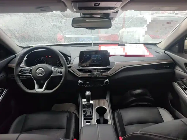 Nissan Teana — Фото автомобиля 9
