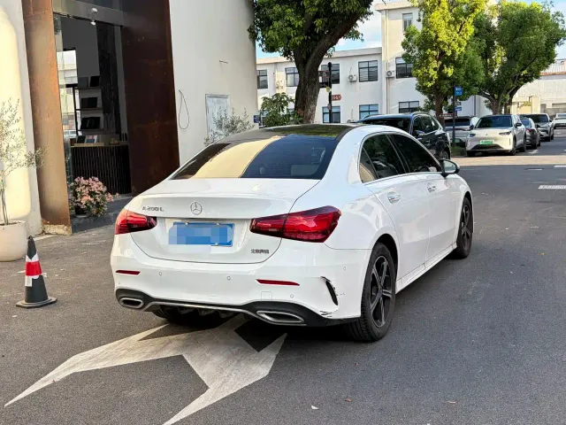 Mercedes-Benz A-Class — Фото автомобиля 9
