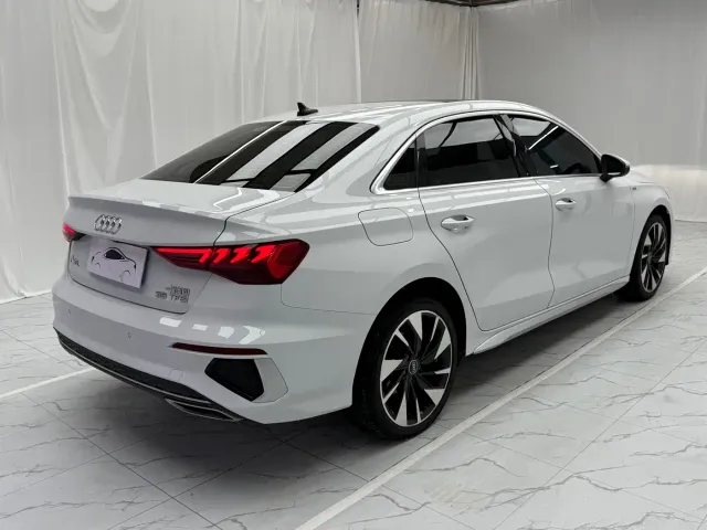 Audi A3 — Фото автомобиля 6