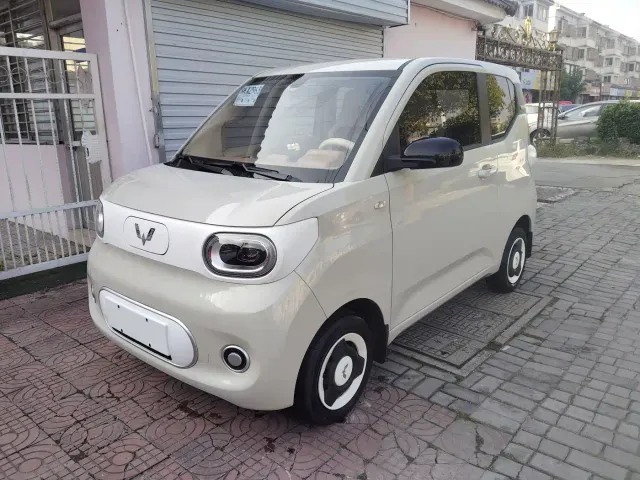 Фотография автомобиля — Wuling Hongguang Mini EV