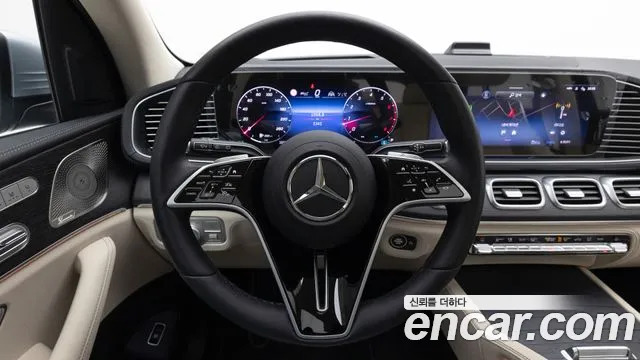 Mercedes-Benz GLE-Class — Фото автомобиля 20