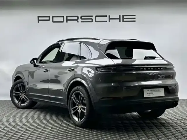 Porsche Cayenne — Фото автомобиля 4