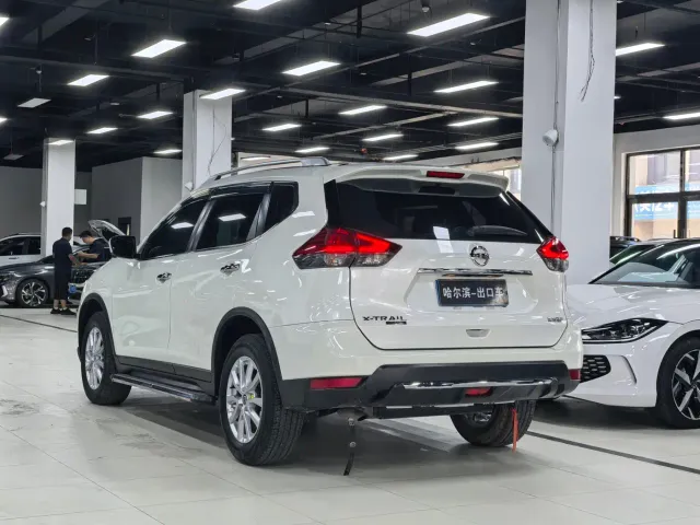 Nissan X-Trail — Фото автомобиля 23