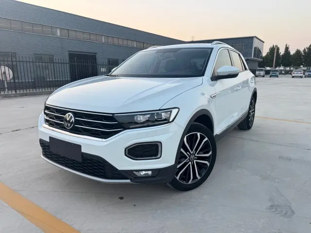 Фотография автомобиля — Volkswagen T-Roc