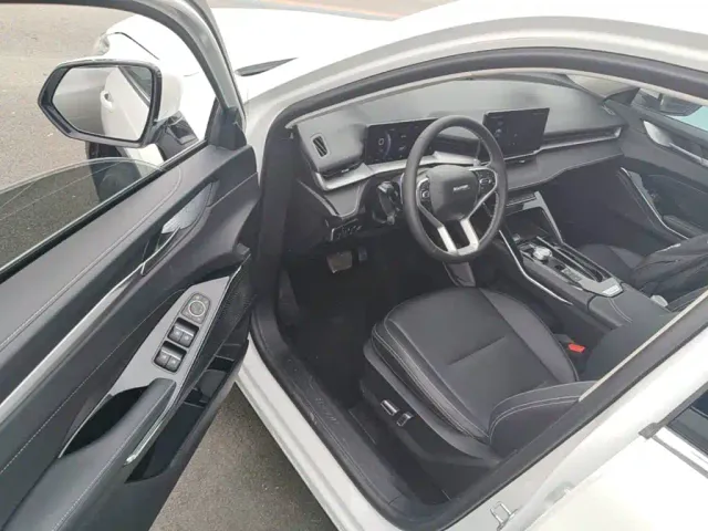 Haval H6 — Фото автомобиля 15
