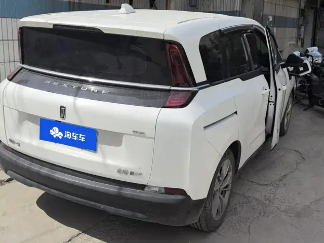 Bestune NAT — Фото автомобиля 3