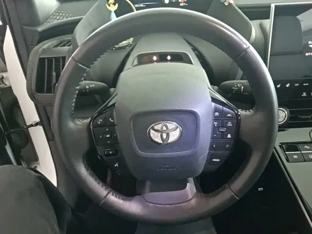 Toyota FAW Toyota bZ4X — Фото автомобиля 10