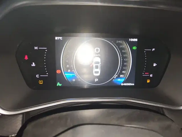 Geely Xingrui — Фото автомобиля 11