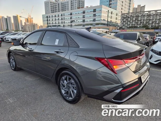 Hyundai Avante CN7 — Фото автомобиля 6