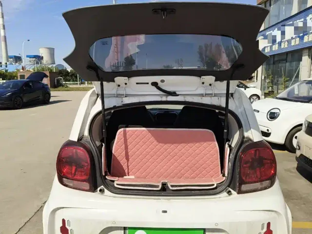 Roewe Clever — Фото автомобиля 18