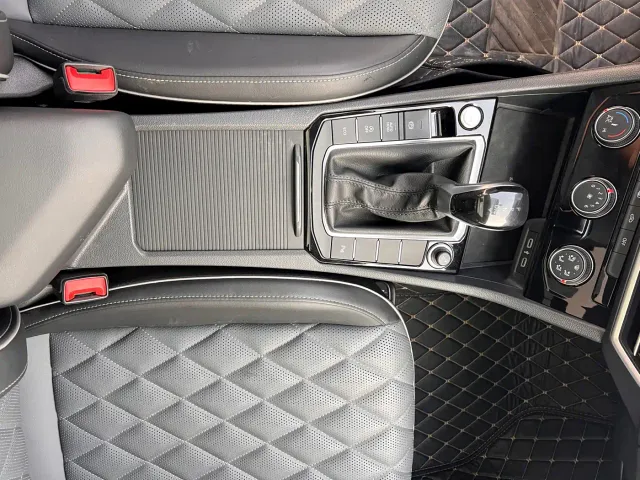 Volkswagen Sagitar — Фото автомобиля 16