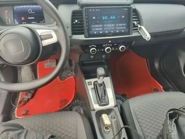 Honda Fit — Фото автомобиля 9