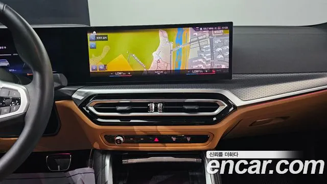 BMW i4 — Фото автомобиля 15