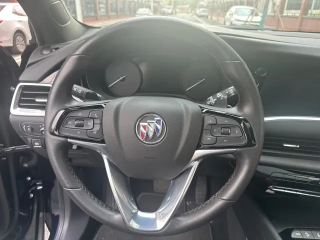 Buick Enclave — Фото автомобиля 10