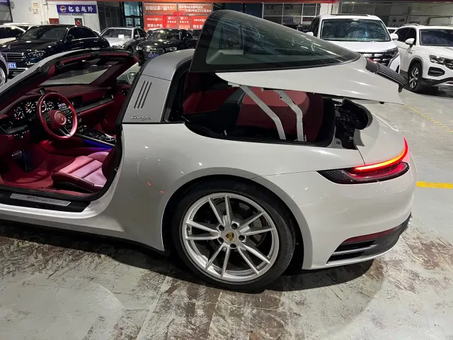 Porsche 911 — Фото автомобиля 11