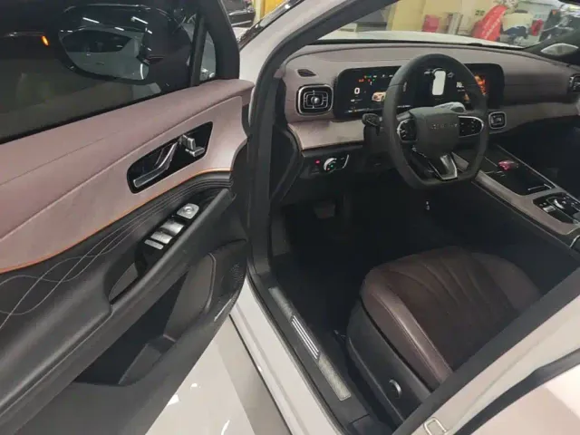 Chery Tiggo 9 — Фото автомобиля 15
